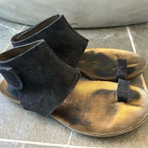 Pedro Garcia suede sandals in black. Super comfortable. Good condition size 5.5